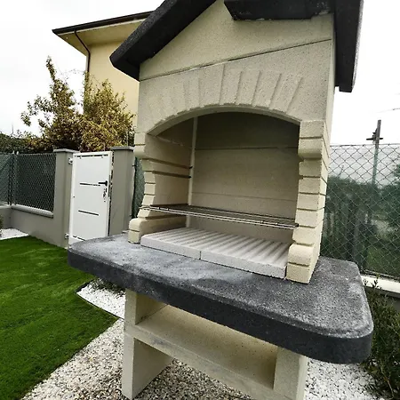 Luni Villa *