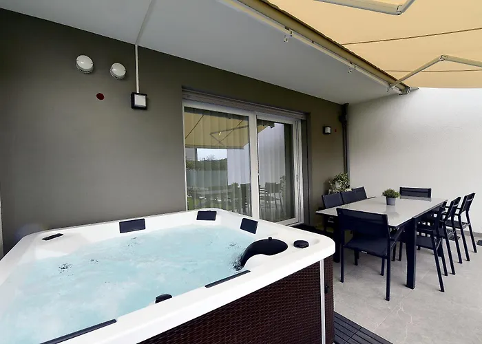 Luni Villa Bellaria-Igea Marina